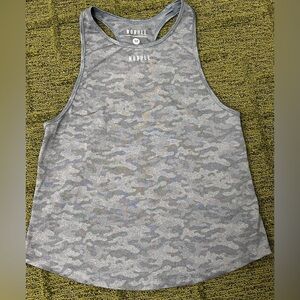 NOBULL lightweight textured tank racerback grey camo sz M